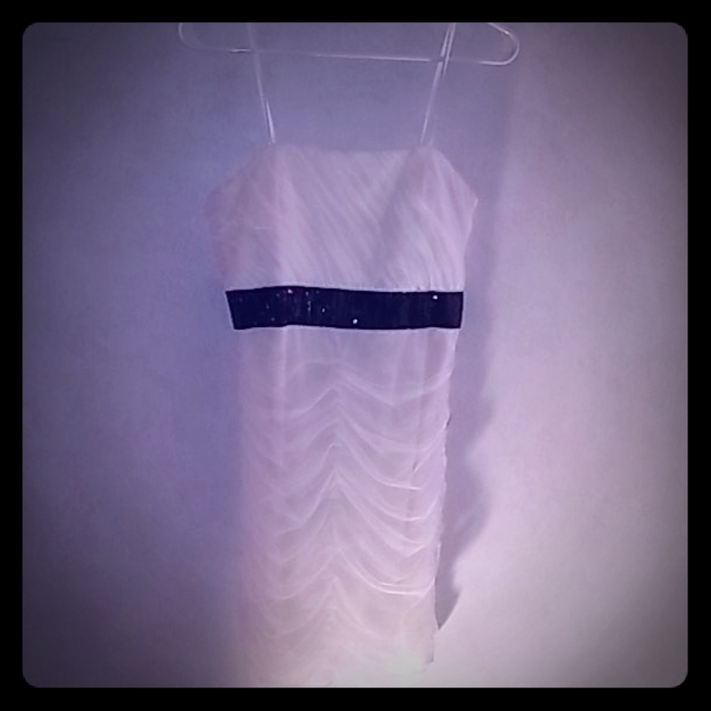 Hailey logan white tight party evening dress